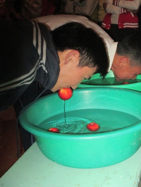 ...and bobbing for apples.